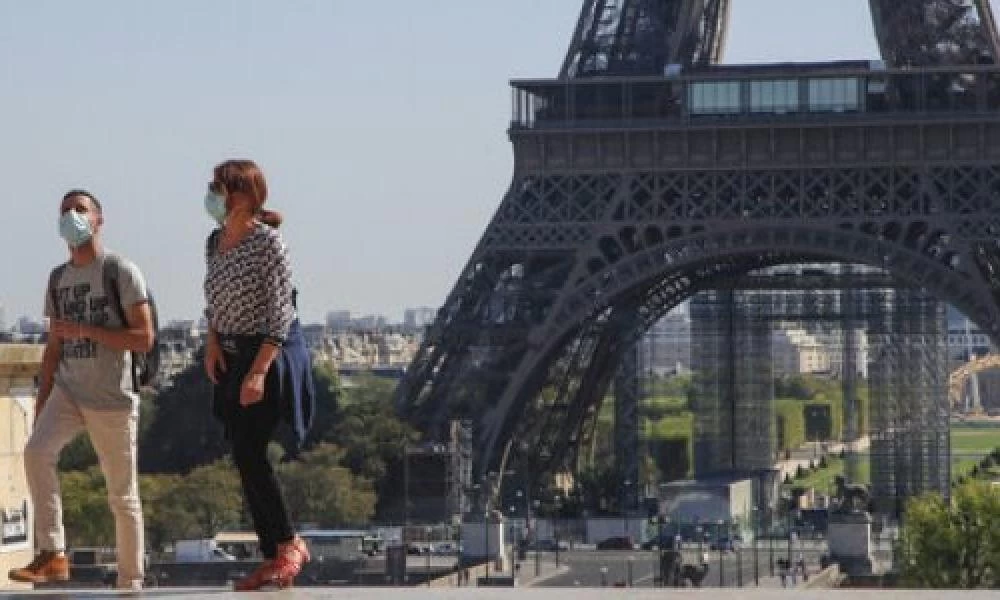 Κορονοϊός - Γαλλία: «Σκληρό» lockdown για ένα μήνα ανακοίνωσε ο Μακρόν